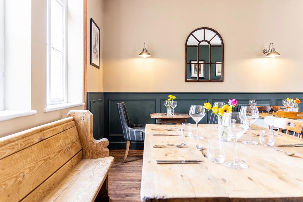 ホテル The Whichcote Arms スリーフォード エクステリア 写真