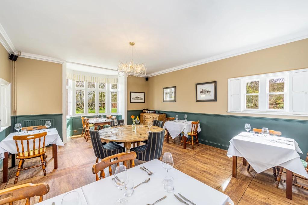 ホテル The Whichcote Arms スリーフォード エクステリア 写真