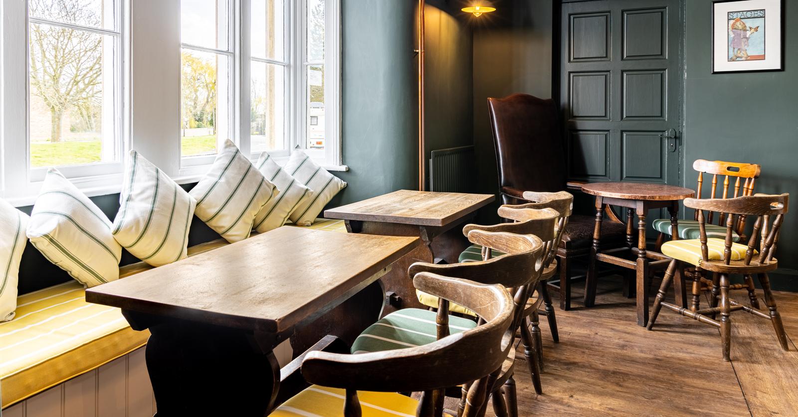 ホテル The Whichcote Arms スリーフォード エクステリア 写真